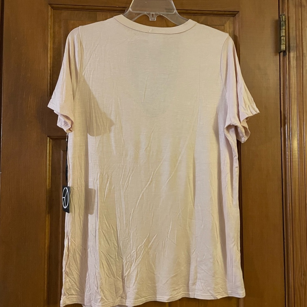 Hippie Chic Jrs. Pink/Champagne Distressed Women's V-Neck Tee, NWT, Size XL - Picture 11 of 11